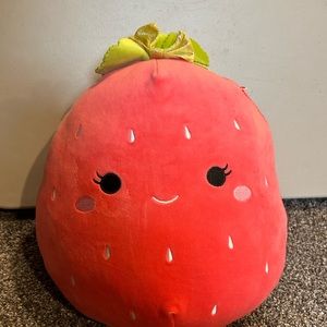 Scarlet the Strawberry 12” with Tag